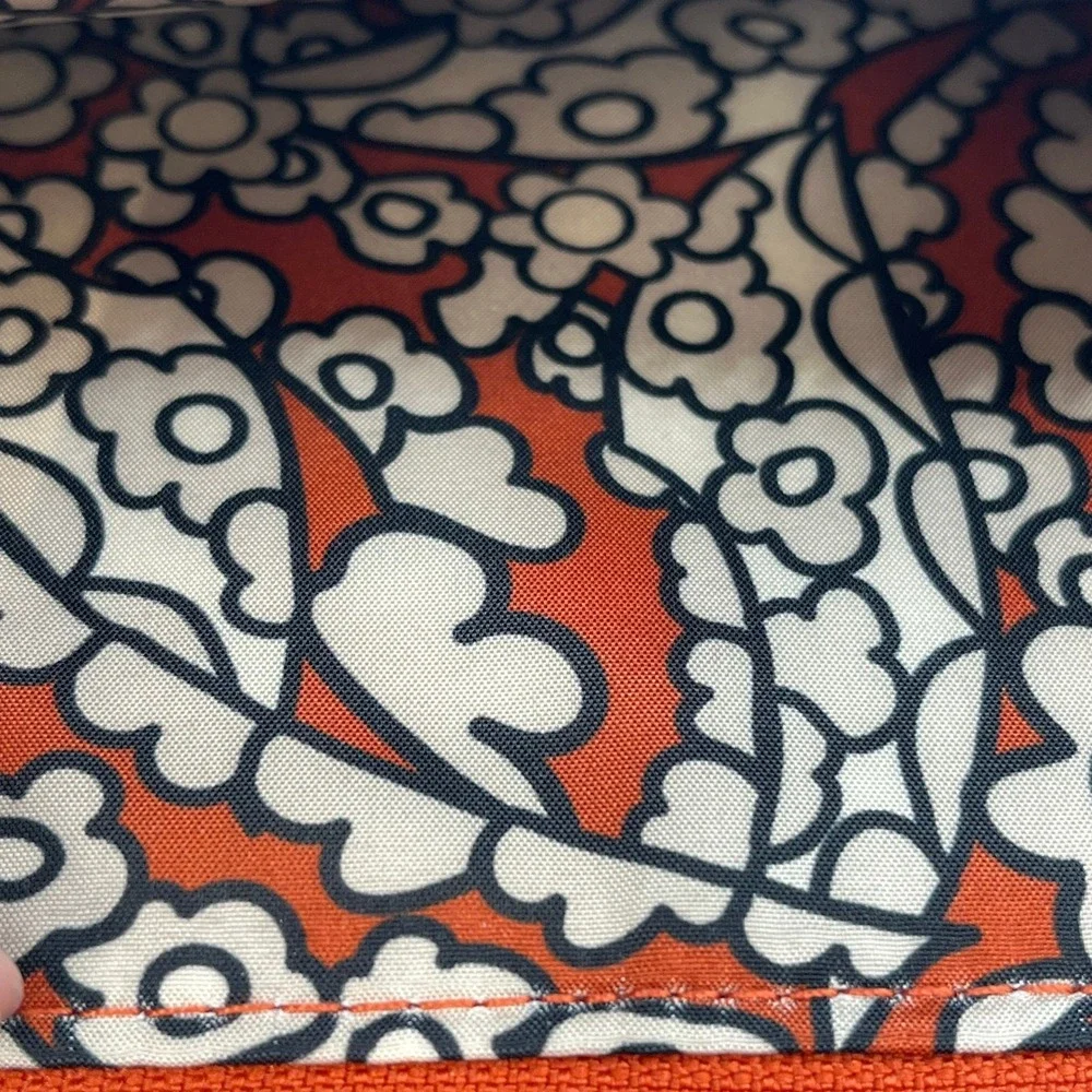 Vera Bradley Quilted Orange Floral Wallet Wristlet Snap Button Zip Around‎